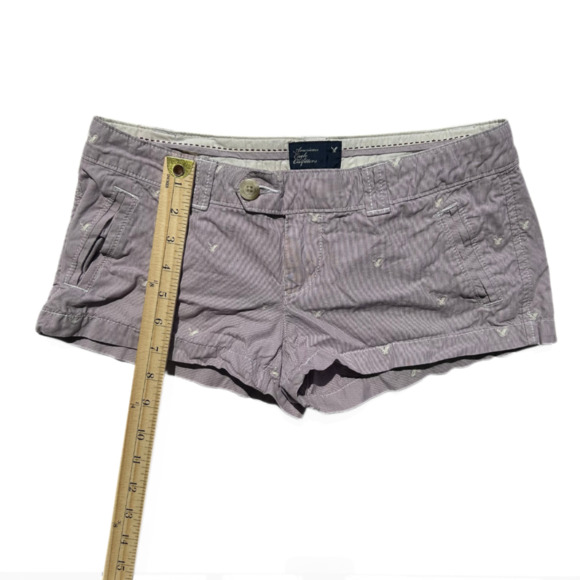 American Eagle White Seersucker Cotton Roll Up Embroidered Logo Shorts Sz 2 - Picture 6 of 7